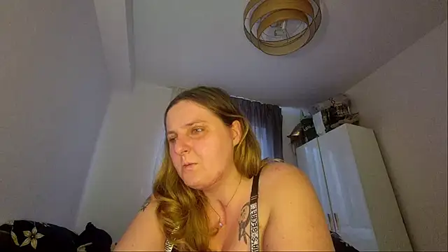 Snapshot of JessicaBake chatting on June 2026 04:06:01 PM JessicaBake online show from June 2026 04:06:01 PM