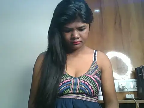 Snapshot of naromi_3563 chatting on May 2026 11:27:01 AM naromi 3563 online show from May 2026 11:27:01 AM