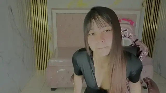 isabeau s online show from July 2026 01:18:01 PM