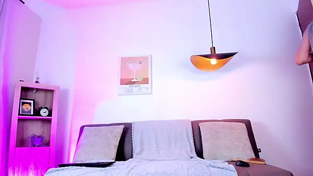 Samanta lux  online show from May 2026 03:47:02 AM