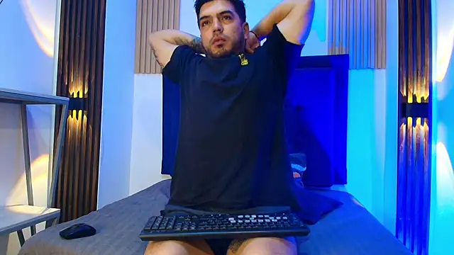 Kyro Blaze online show from May 2026 10:55:02 AM
