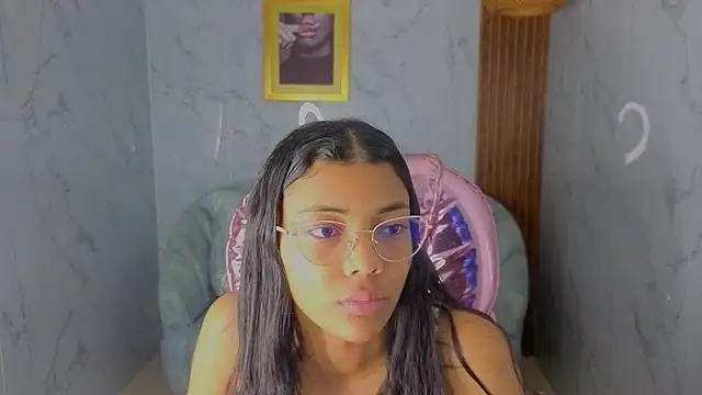 valentina gomez s online show from June 2026 12:43:01 PM