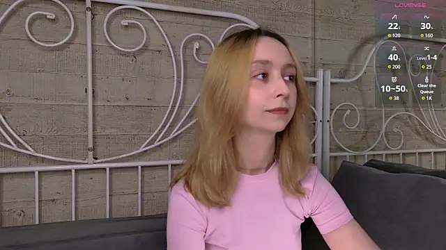 RachelVacsler online show from June 2026 03:46:01 PM