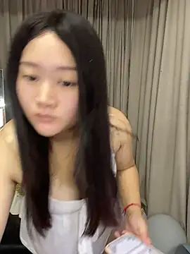Snapshot of Luckysisi-s chatting on June 2026 02:50:01 AM Luckysisi-s online show from June 2026 02:50:01 AM