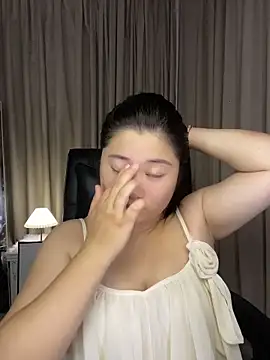 Luckysisi-s online show from June 2026 03:01:01 PM
