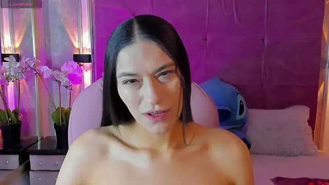 Stushaa online show from June 2026 01:52:01 PM