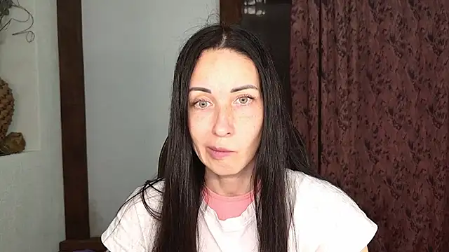 BouncySweety online show from November 2025 07:40:01 PM