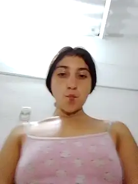 Snapshot of Matilda_russou chatting on July 2026 02:05:17 AM Matilda russou online show from July 2026 02:05:17 AM