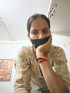 Snapshot of Neha-ji chatting on June 2026 12:32:01 AM Neha-ji online show from June 2026 12:32:01 AM