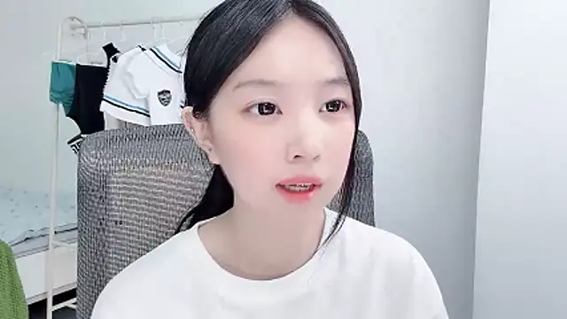 Yoyo33355 online show from July 2026 03:37:02 AM
