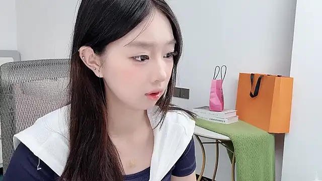 Yoyo33355 online show from June 2026 03:07:01 AM