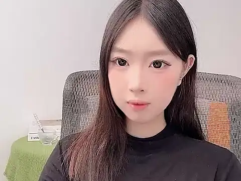 Yoyo33355 online show from May 2026 03:26:02 AM