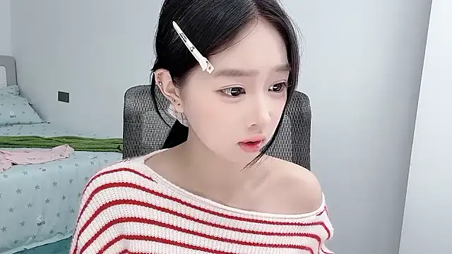 Yoyo33355 online show from June 2026 03:50:01 AM