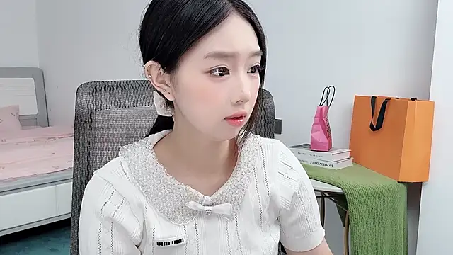 Yoyo33355 online show from June 2026 03:47:01 AM