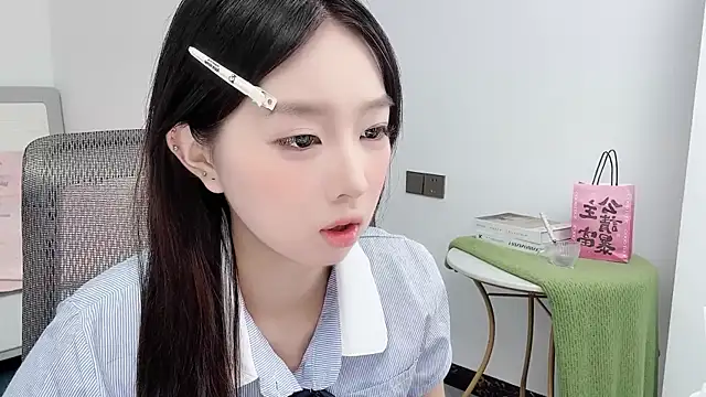 Yoyo33355 online show from June 2026 03:27:02 AM