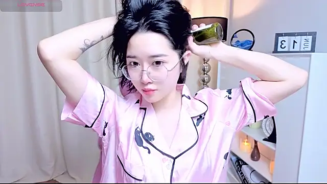 miuu6868 online show from June 2026 02:24:02 AM