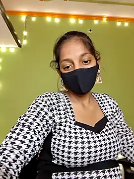 Snapshot of Miss_Aaisha chatting on June 2026 08:35:02 AM Miss Aaisha online show from June 2026 08:35:02 AM