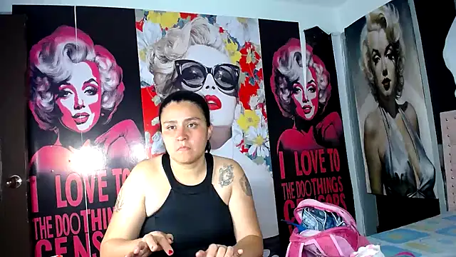 BaddieLuxe  online show from May 2026 10:35:02 AM