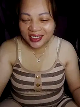 Snapshot of Qie_qir chatting on May 2026 02:28:02 AM Qie qir online show from May 2026 02:28:02 AM