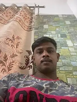 Snapshot of Raa9990 chatting on July 2026 08:15:02 AM Raa9990 online show from July 2026 08:15:02 AM