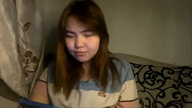 Molly Teddy online show from June 2026 02:22:02 PM