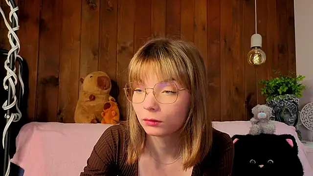 IvoryPesante online show from June 2026 08:41:01 PM