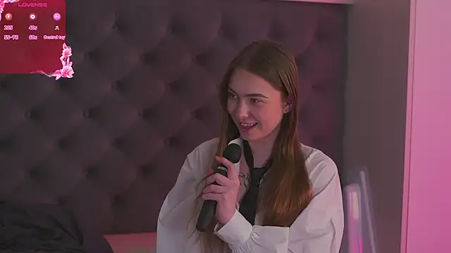 Snapshot of LilithSable chatting on June 2026 03:37:02 AM LilithSable online show from June 2026 03:37:02 AM