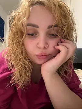 kira235 online show from June 2026 10:04:02 PM