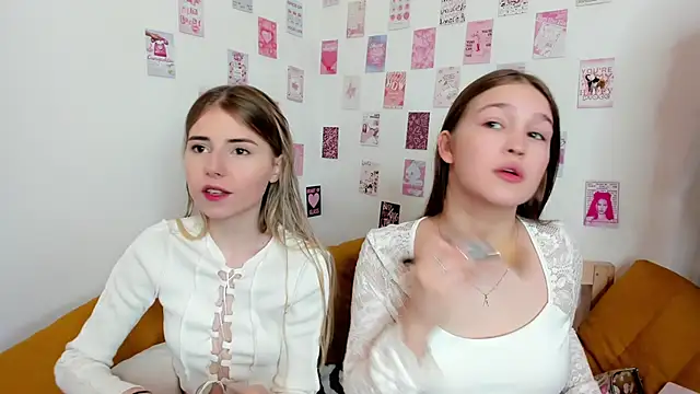 PlayfulMelly online show from May 2026 09:27:02 AM