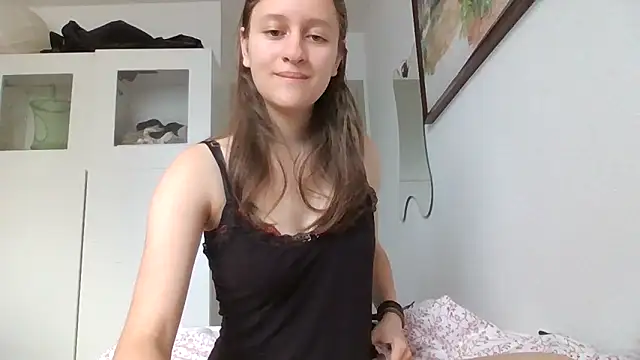 Snapshot of SoftieSophie chatting on June 2026 04:53:02 AM SoftieSophie online show from June 2026 04:53:02 AM