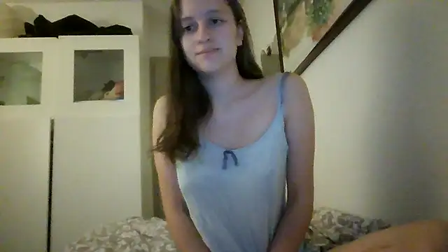 SoftieSophie online show from May 2026 03:03:02 AM