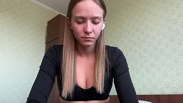 DanikaMory online show from July 2026 12:39:01 PM