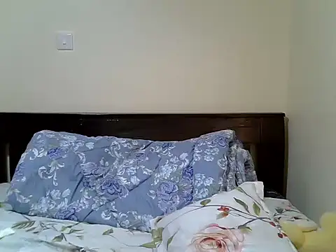 Flirrtballm online show from June 2026 07:36:01 AM