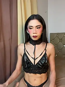 CassandraLovve online show from June 2026 08:20:01 AM
