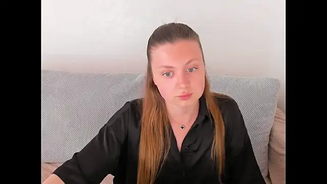 Snapshot of Kitkatvel chatting on May 2026 12:37:02 PM Kitkatvel online show from May 2026 12:37:02 PM