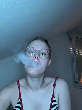Quenn667 online show from June 2026 02:11:01 PM