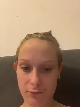 Quenn667 online show from July 2026 10:17:01 PM