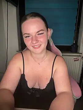SecretSarah online show from May 2026 08:20:02 AM