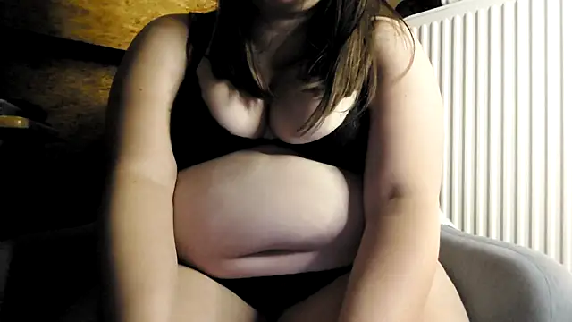 Lunekiss online show from May 2026 09:46:02 PM