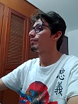 Snapshot of SrIncognito666 chatting on June 2026 02:33:01 PM SrIncognito666 online show from June 2026 02:33:01 PM