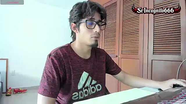 Snapshot of SrIncognito666 chatting on July 2026 05:08:01 PM SrIncognito666 online show from July 2026 05:08:01 PM