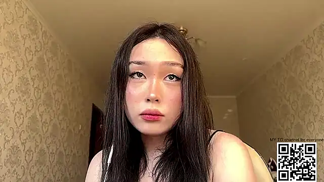 Snapshot of LilowNax chatting on June 2026 02:12:01 PM LilowNax online show from June 2026 02:12:01 PM