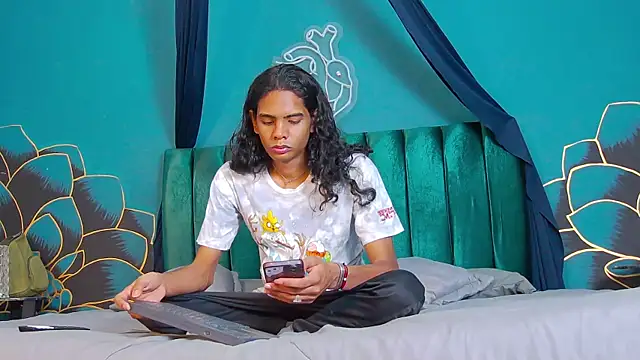 Snapshot of maxi_max0 chatting on July 2026 07:22:01 PM maxi max0 online show from July 2026 07:22:01 PM