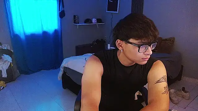 Snapshot of Mr_yisuzz chatting on July 2026 11:50:01 AM Mr yisuzz online show from July 2026 11:50:01 AM