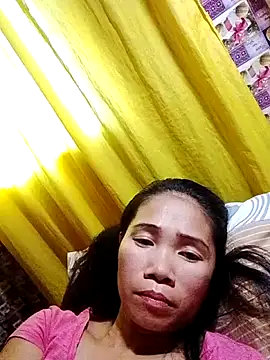 hotmom lyn online show from June 2026 10:07:02 PM