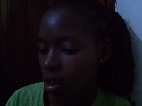 Snapshot of Gracious_petite001 chatting on June 2026 10:37:01 PM Gracious petite001 online show from June 2026 10:37:01 PM