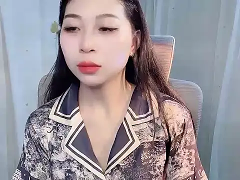 -Naomii  online show from June 2026 12:41:02 AM