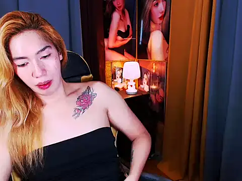 sexynaughtychristinaxx online show from May 2026 06:00:01 AM