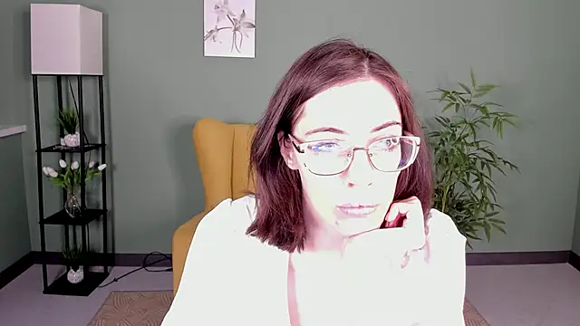 eva sicret online show from June 2026 04:12:02 AM