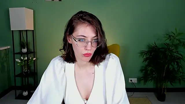eva sicret online show from June 2026 01:06:02 PM